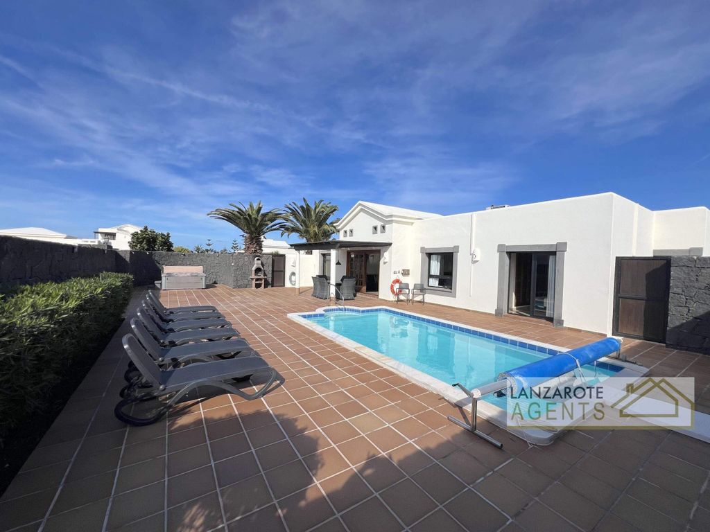 Property photo 1 of 28