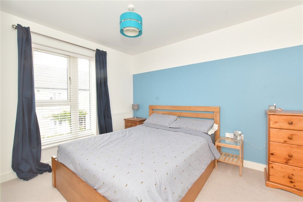 Property photo 2 of 14 Bedroom 1