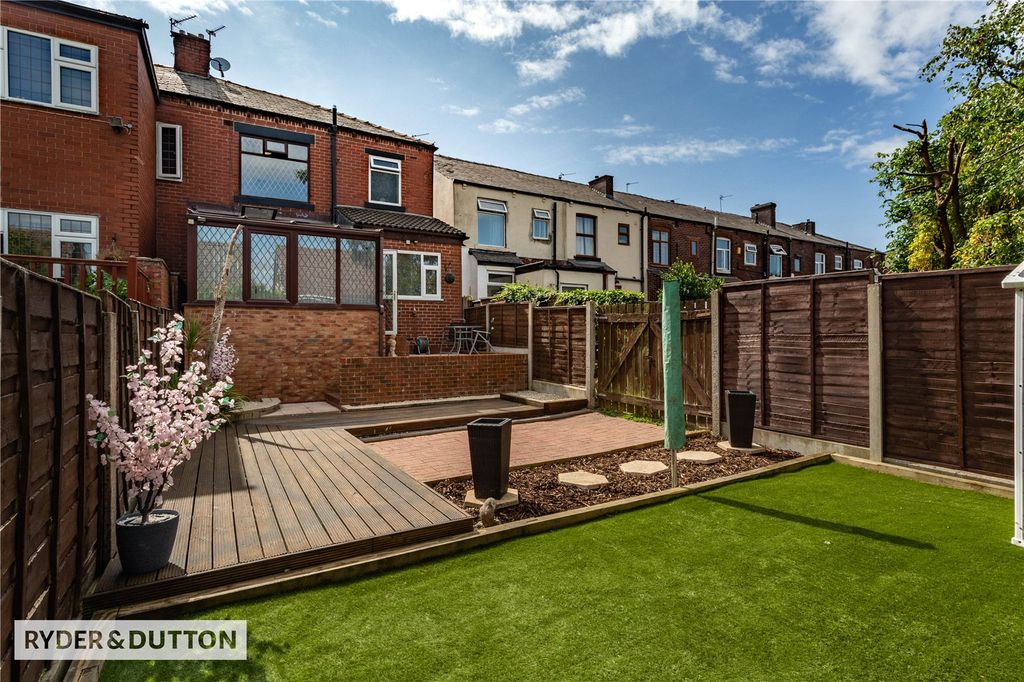 Property photo 2 of 26 Picture No. 23