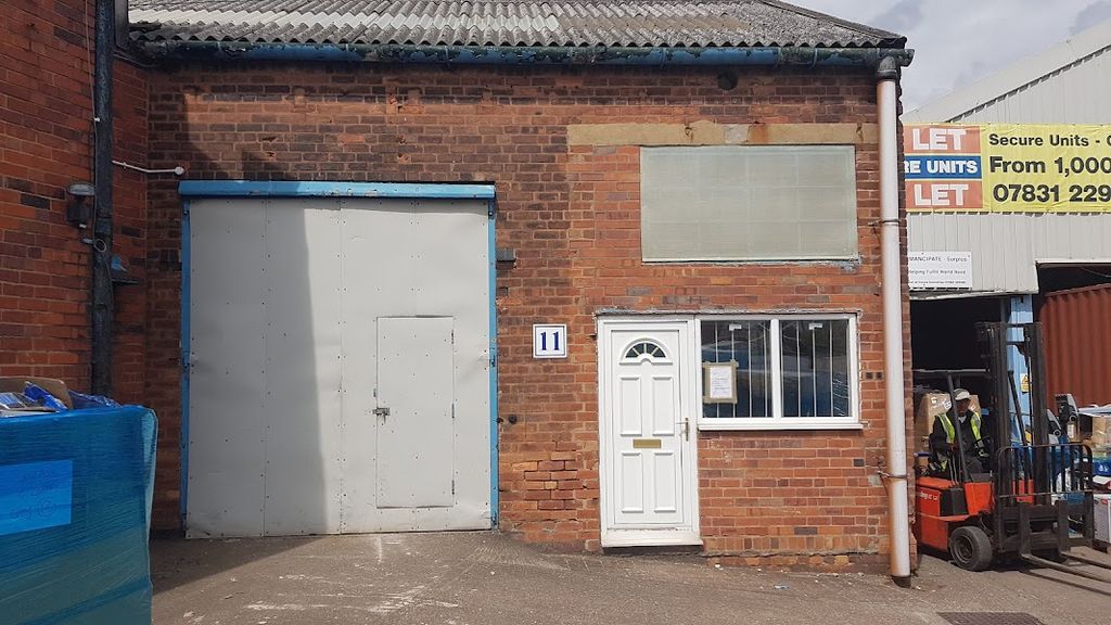 Property photo 1 of 2