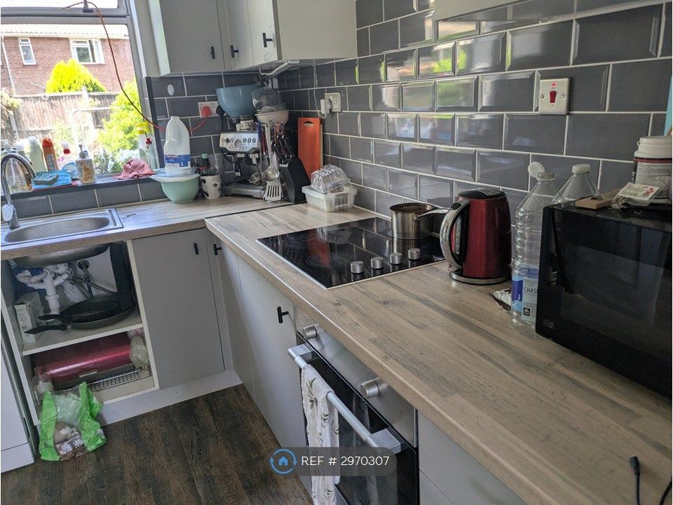 Property photo 3 of 3