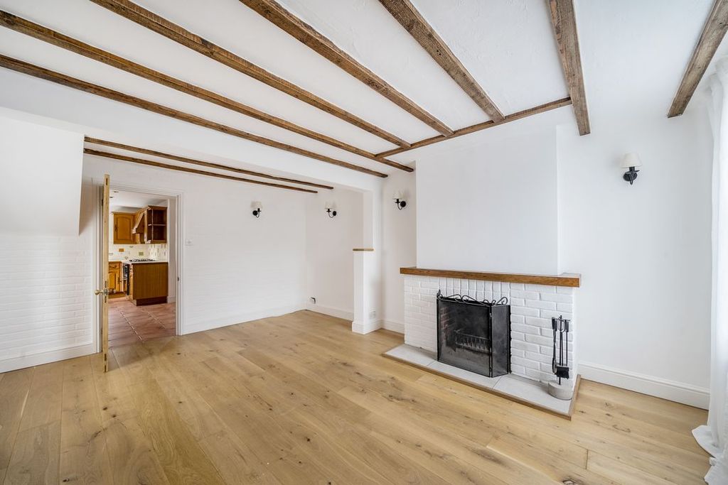 Property photo 3 of 12 1381664116914A3c2E2F69