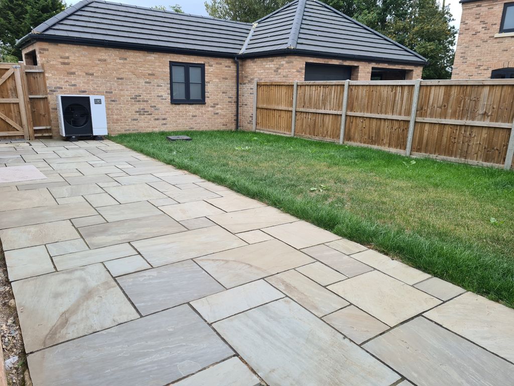 Property photo 3 of 3 Garden