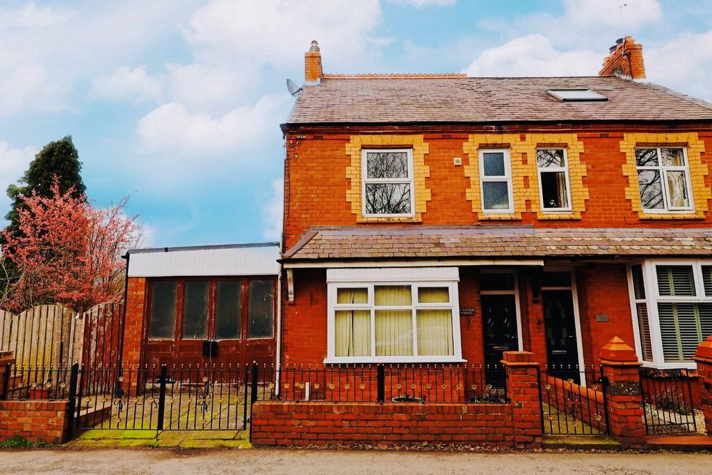 Property photo 1 of 13 Location