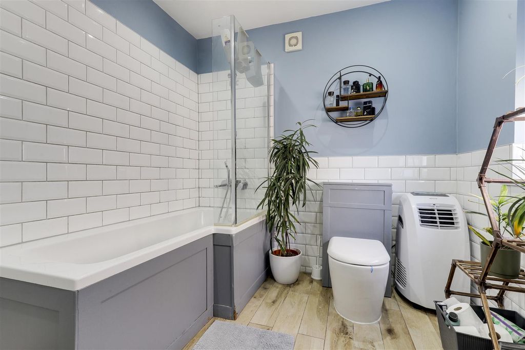 Property photo 3 of 24 1291.Jpg