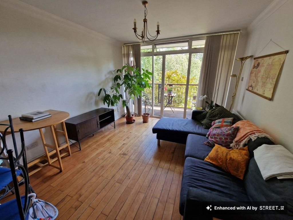 Property photo 2 of 31