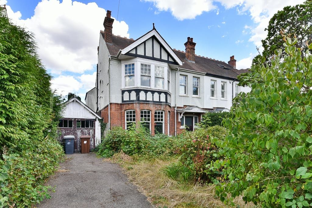 Property photo 1 of 25
