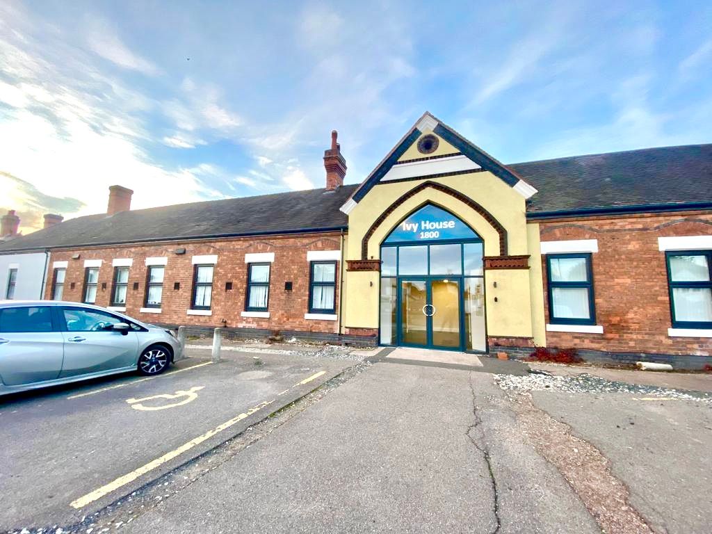 Property photo 1 of 9