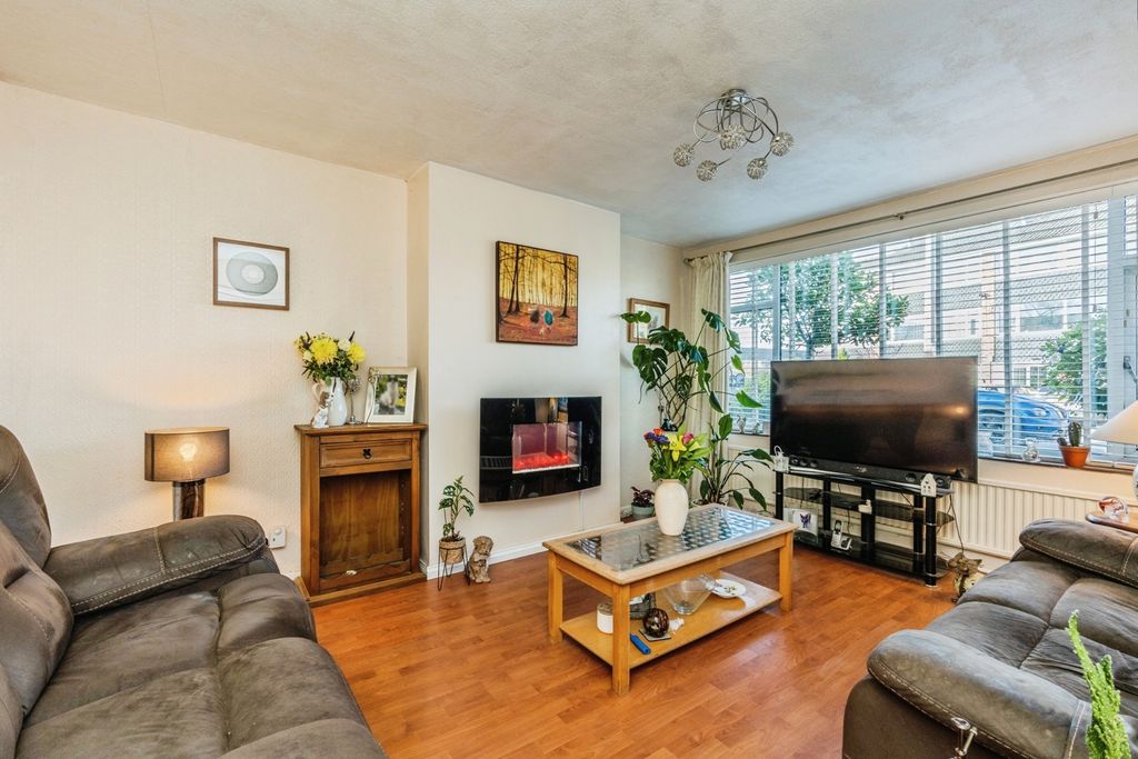 Property photo 2 of 13 Pbox-Img.Jpg