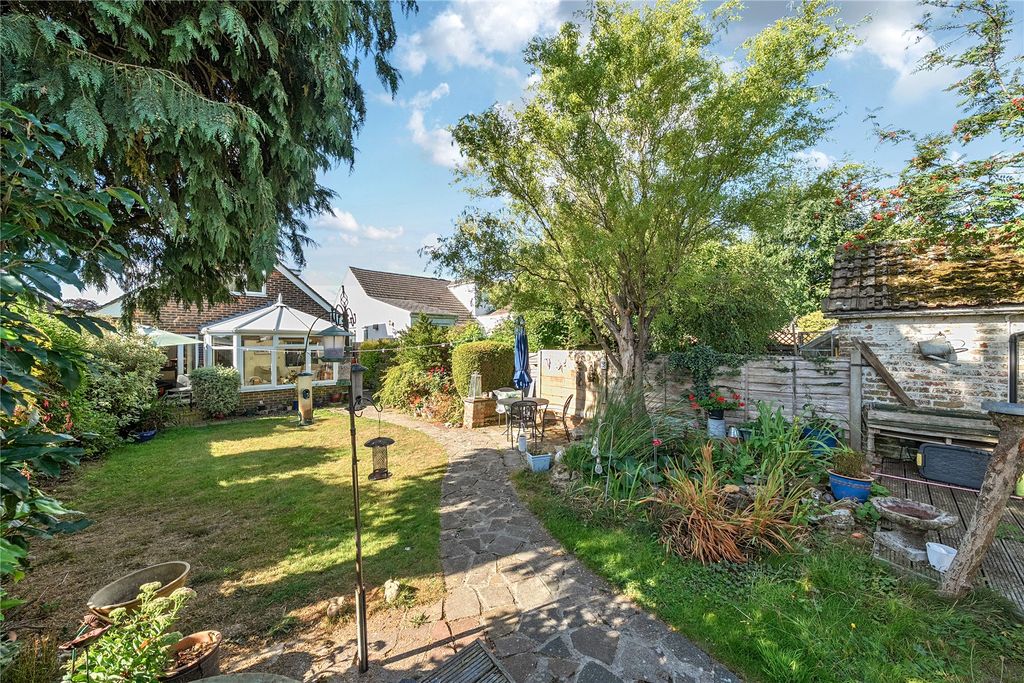 Property photo 2 of 20 Picture No. 19