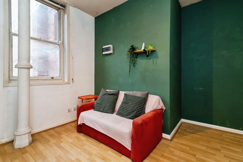 Property photo 3 of 15 Photo