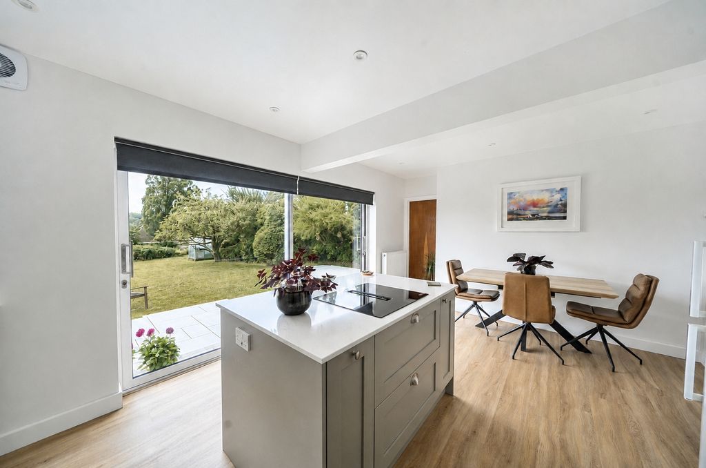 Property photo 3 of 13 Picture No. 66
