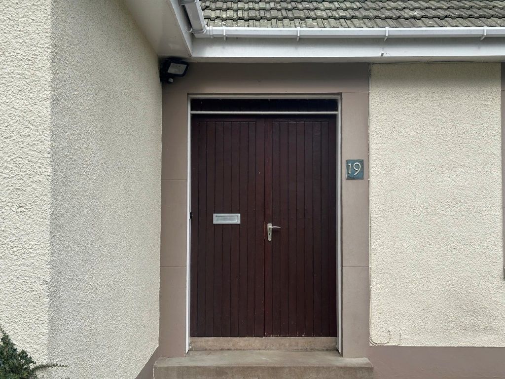 Property photo 3 of 31