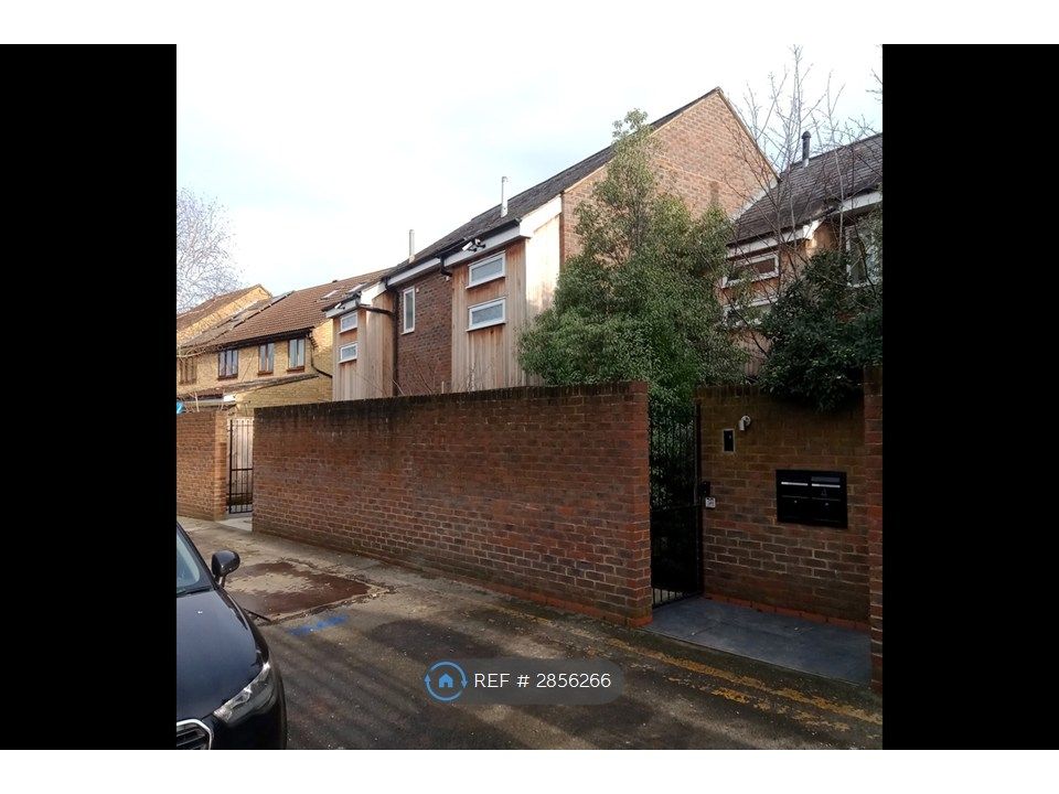 Property photo 2 of 24