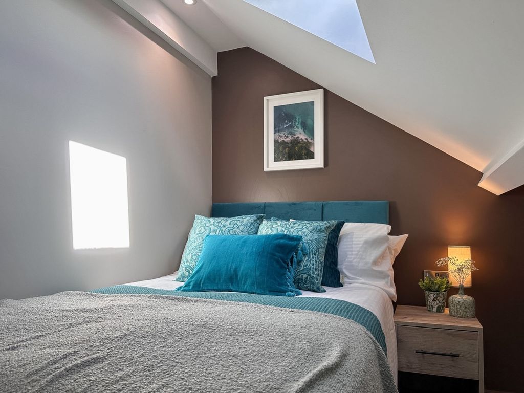 Property photo 2 of 8 5167223
