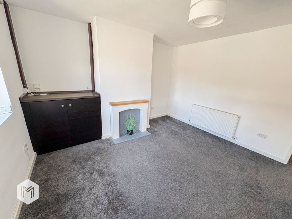 Property photo 3 of 14 Picture No. 12