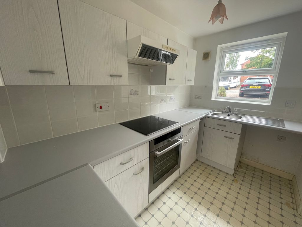Property photo 3 of 9