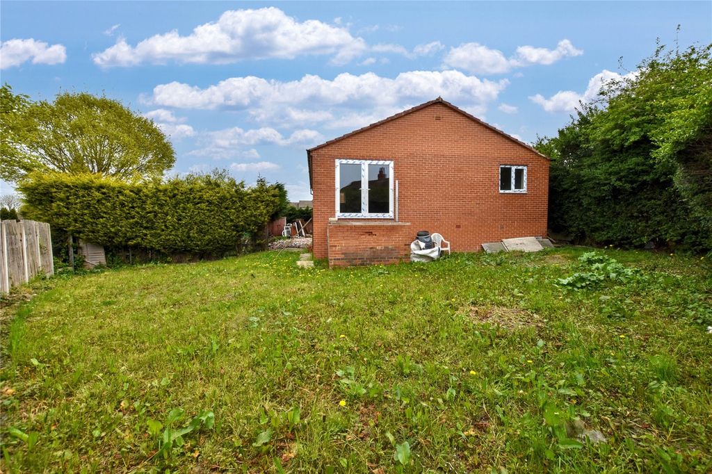 Property photo 2 of 19 Picture No. 04