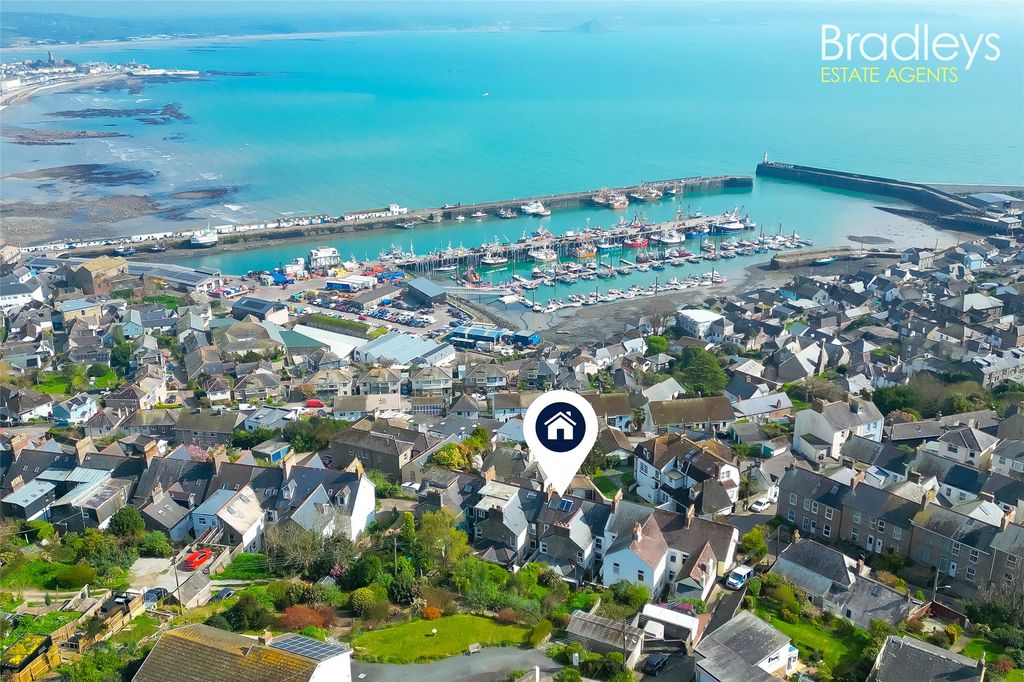 Property photo 1 of 26 Picture No. 04