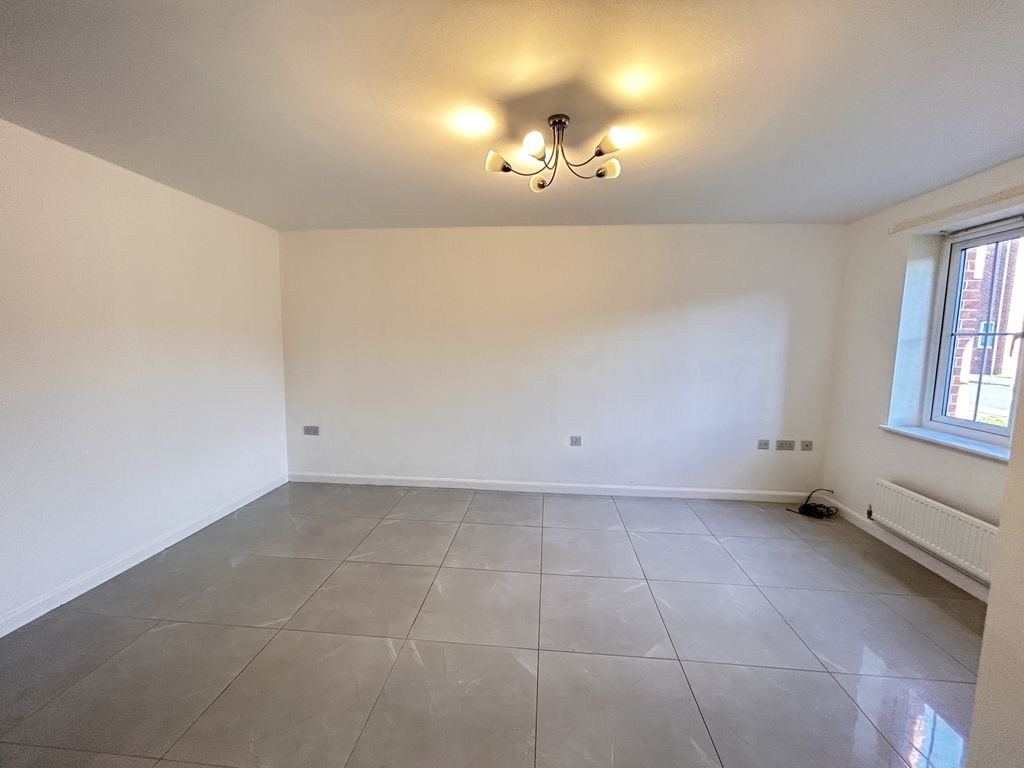 Property photo 2 of 14 Img_9702