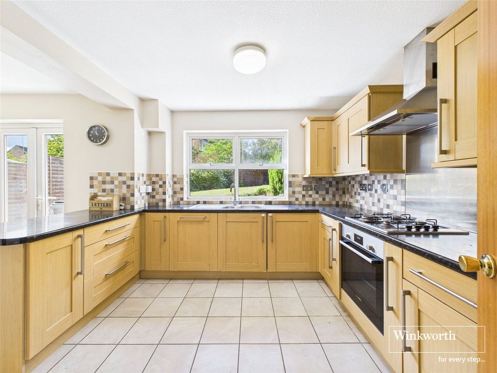 Property photo 3 of 14 Picture No. 04