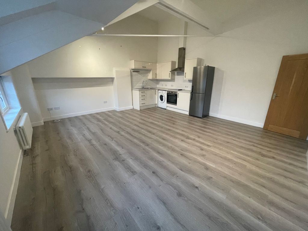 Property photo 3 of 6 Open Plan Area