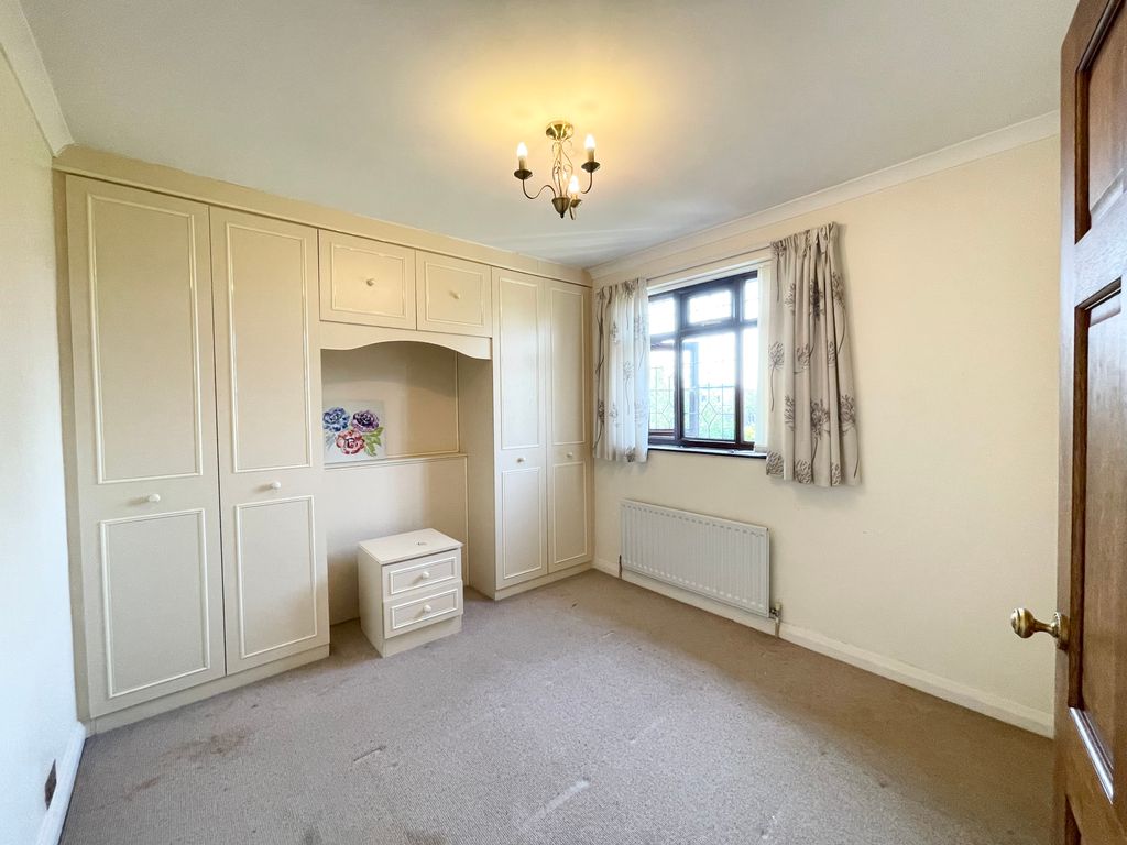 Property photo 3 of 6