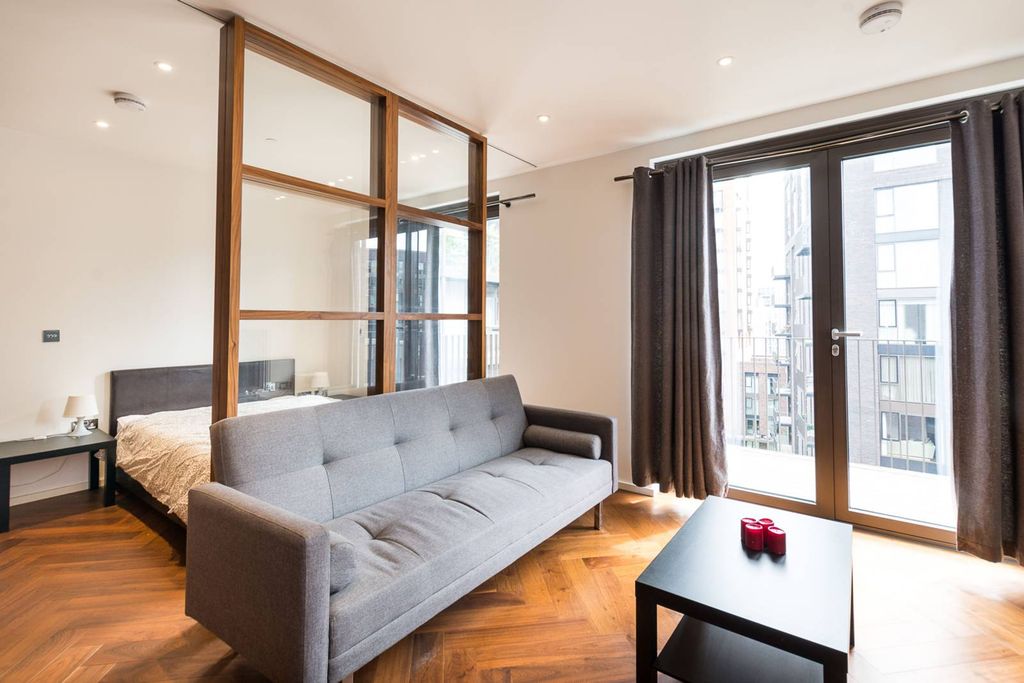 Property photo 2 of 15