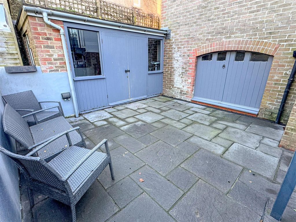 Additional image 30 of 6 bed semi-detached house for saleEast Ham Road, Littlehampton BN17