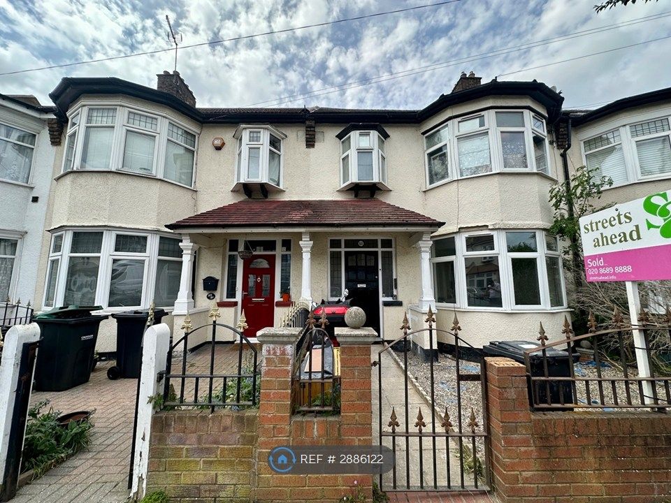 Property photo 1 of 9