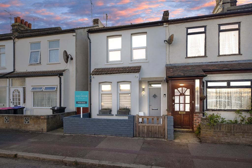 Property photo 2 of 37 Picture No. 39