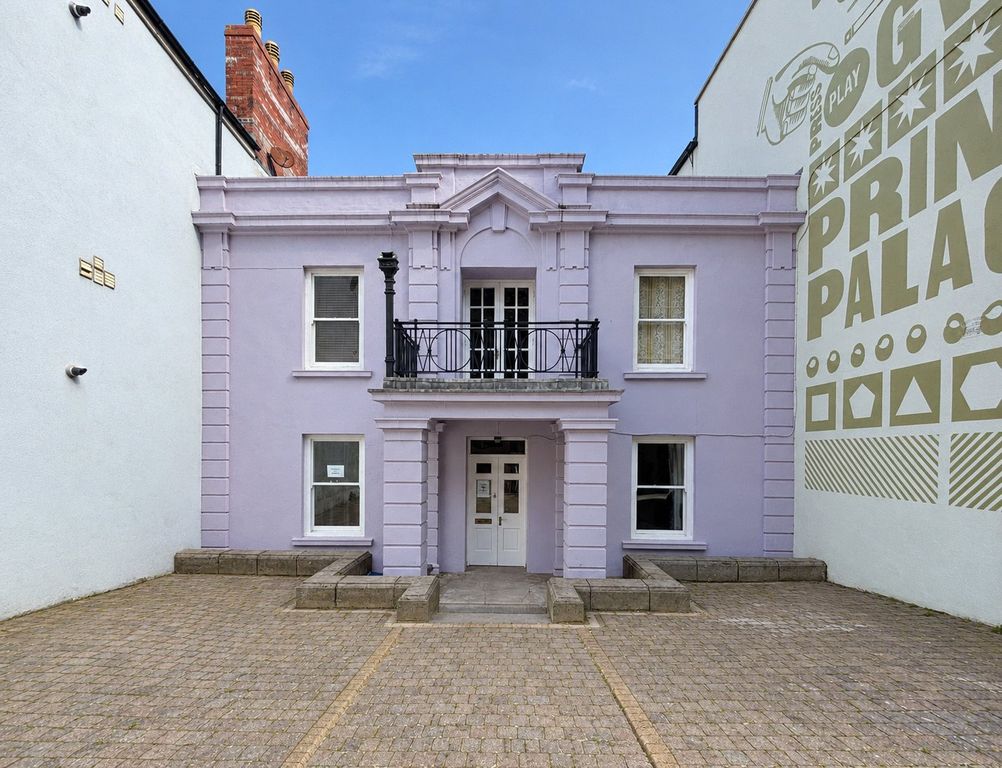Property photo 1 of 31 Picture No. 37