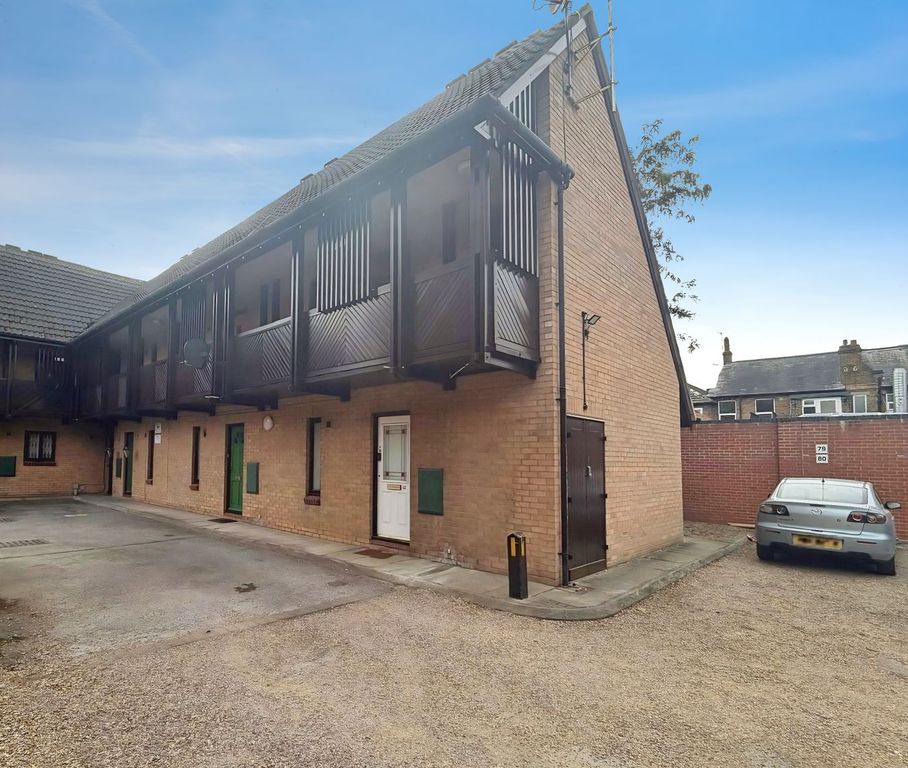 Property photo 1 of 7