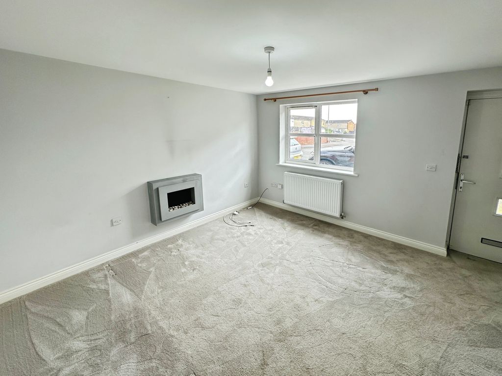 Property photo 3 of 22 Image
