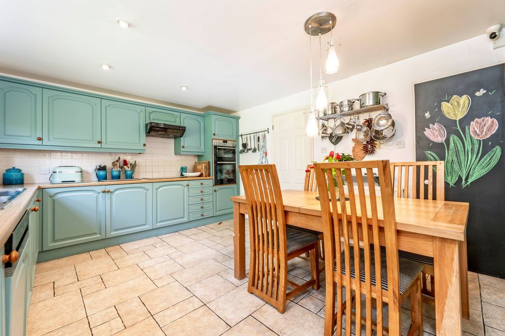 Property photo 2 of 27 Kitchen &amp; Dining Area