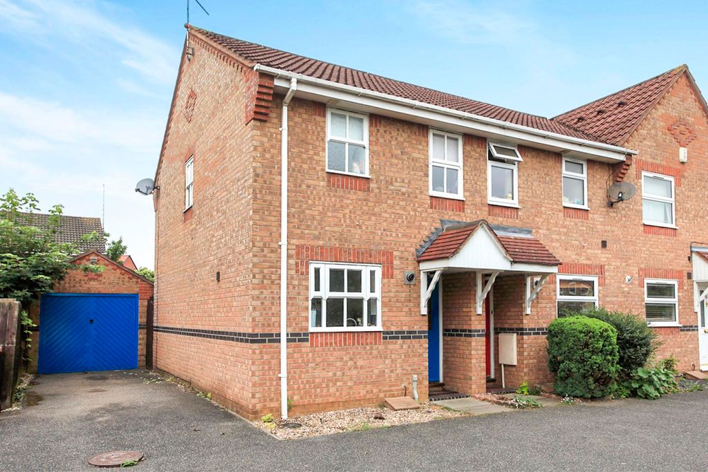 Property photo 1 of 10 Front