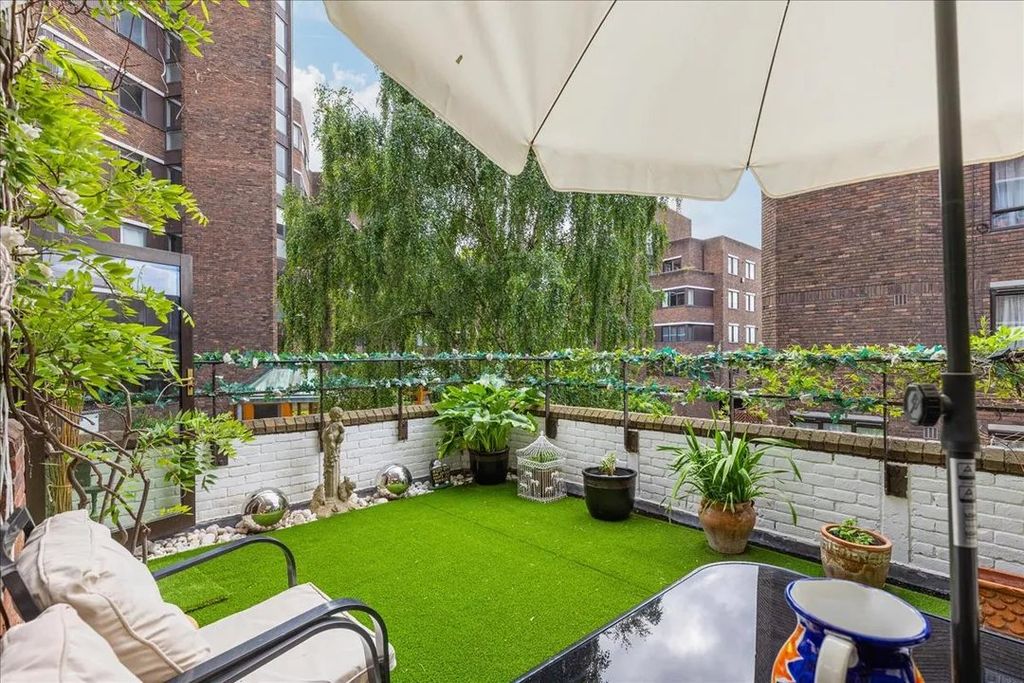 Property photo 2 of 13 Picture No. 23