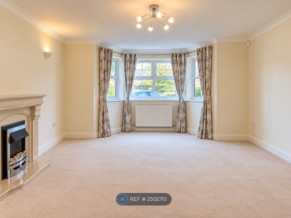 Property photo 3 of 12