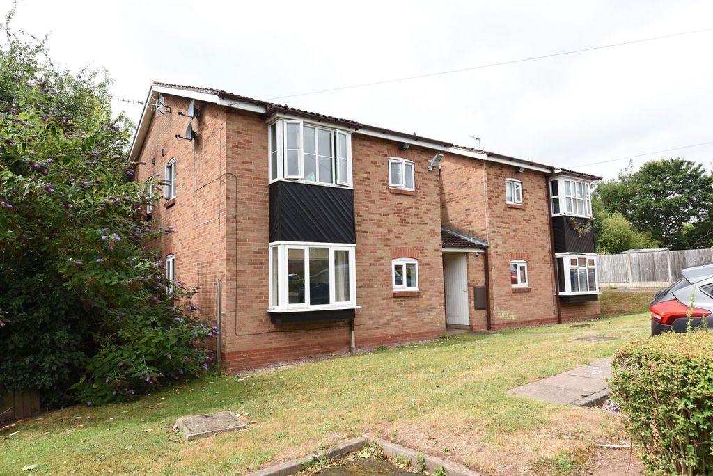 Property photo 1 of 12