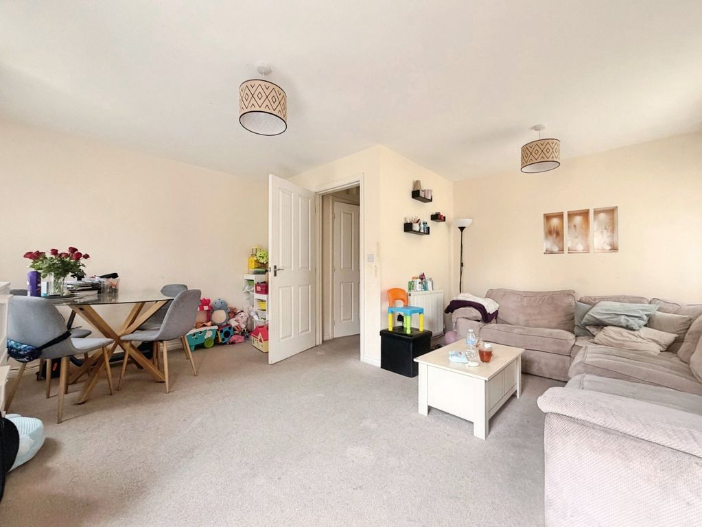 Property photo 2 of 12 Picture No. 04