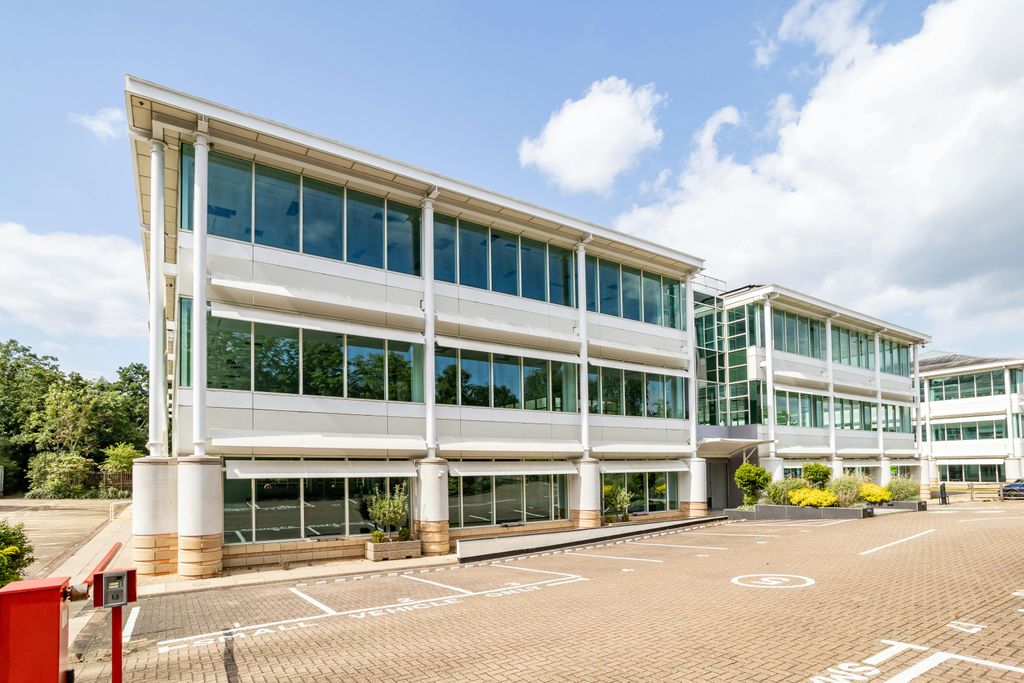 Property photo 1 of 9 800 Brackmills4.Jpg