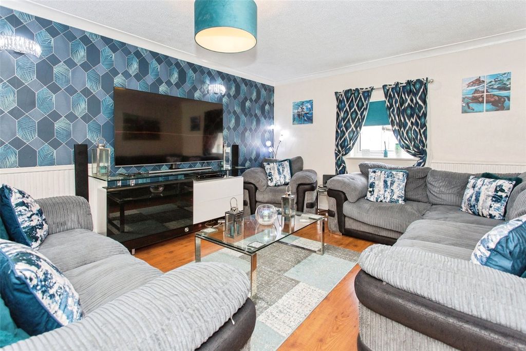 Property photo 3 of 17 Picture No. 03