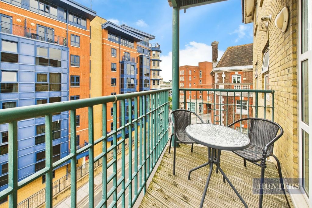 Property photo 1 of 14 Bfe721Df-Cam05152G0-Pr0180-Still020.Jpg