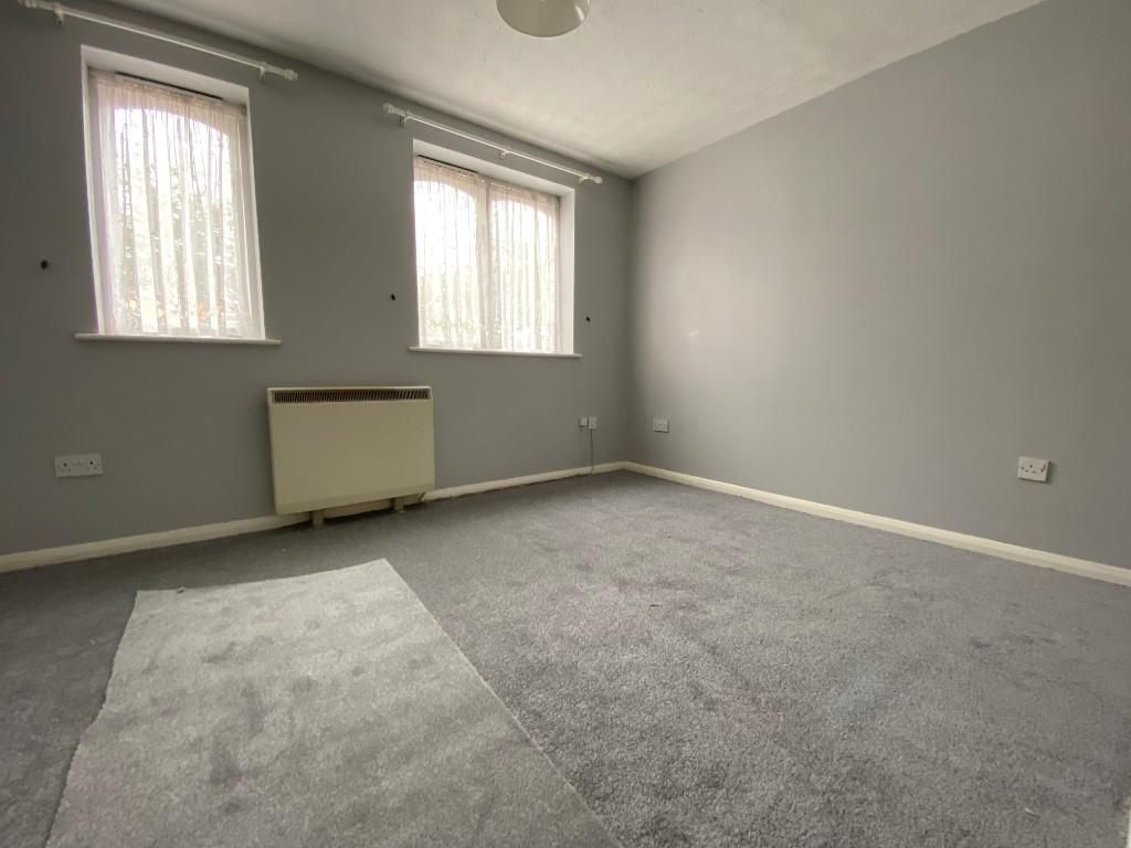 Property photo 3 of 4
