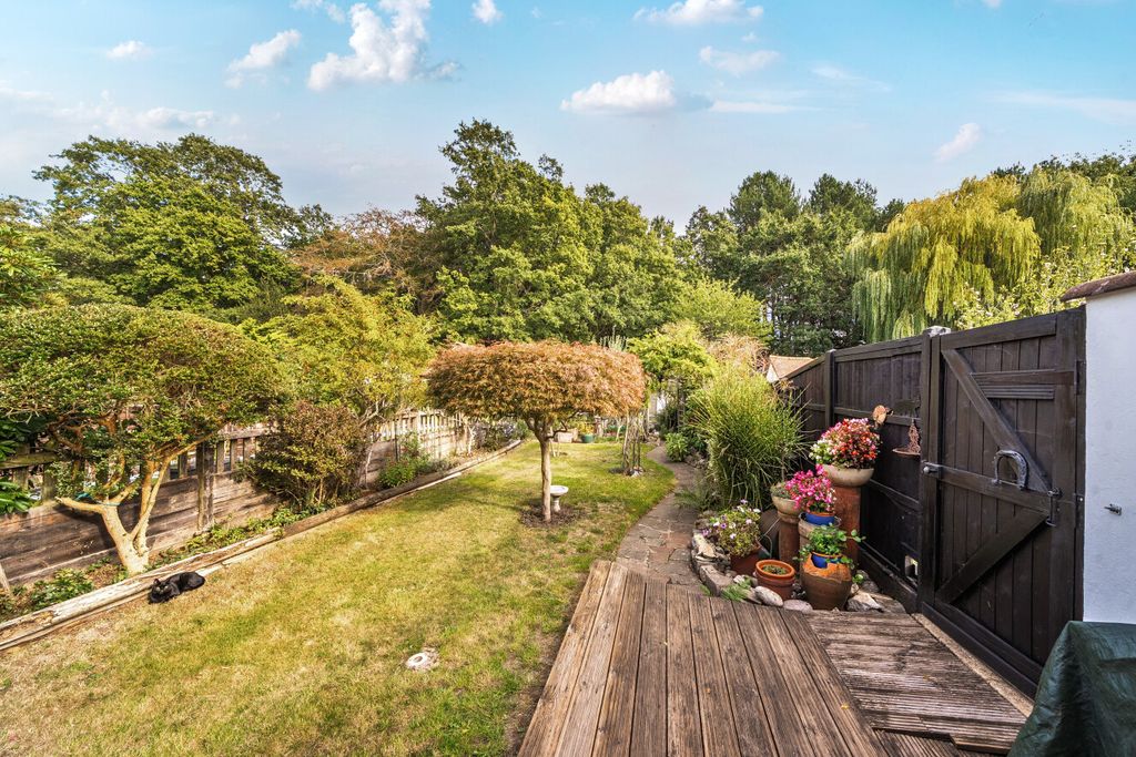 Property photo 2 of 18 1529180-8-6Ac4Fa7...