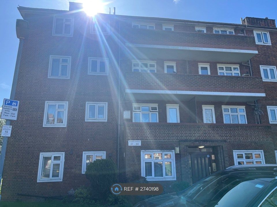 Property photo 2 of 14