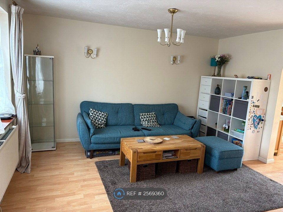 Property photo 3 of 10