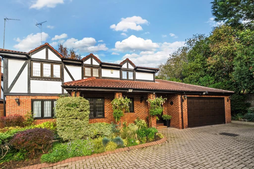 Property photo 1 of 24 External View