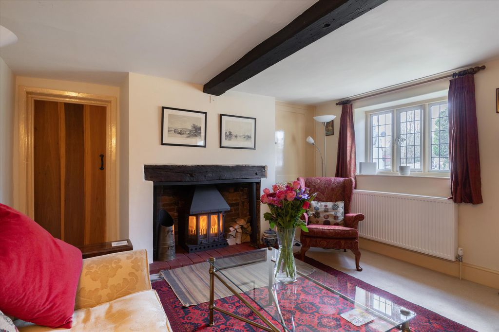 Property photo 2 of 11 Image