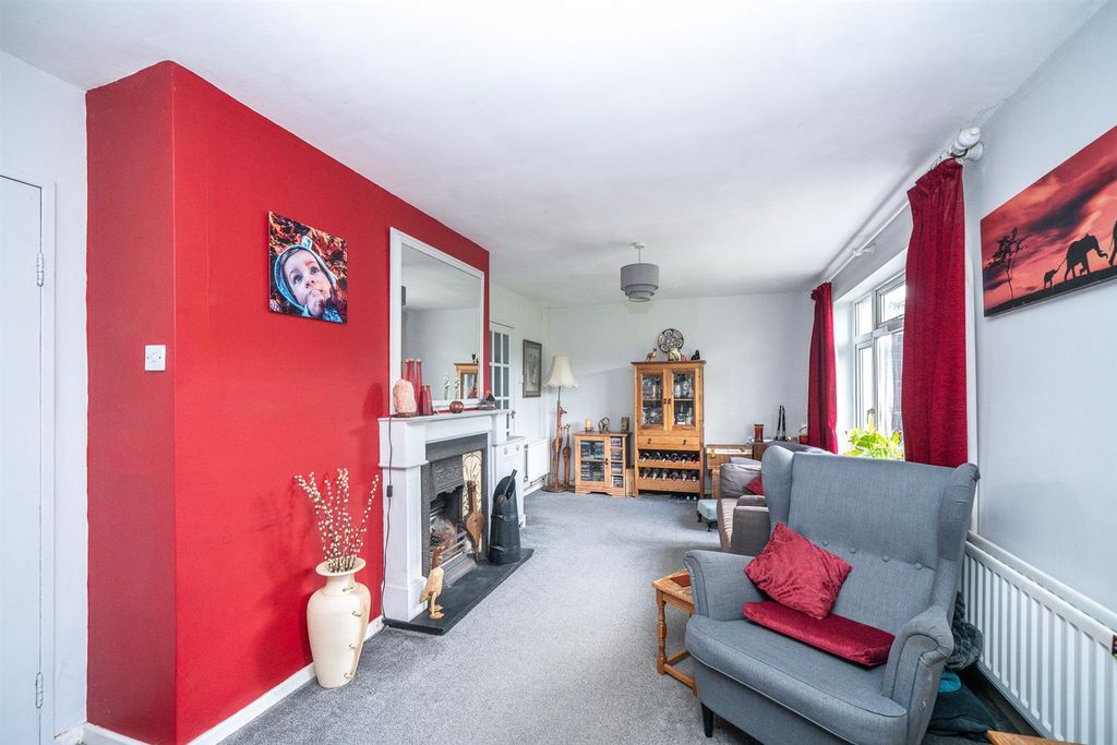 Property photo 3 of 31 2-Friars-Wash-1012.Jpg